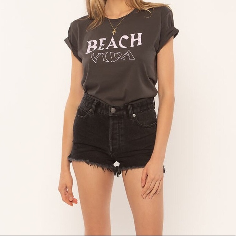 Amuse society “shoreline” black shorts